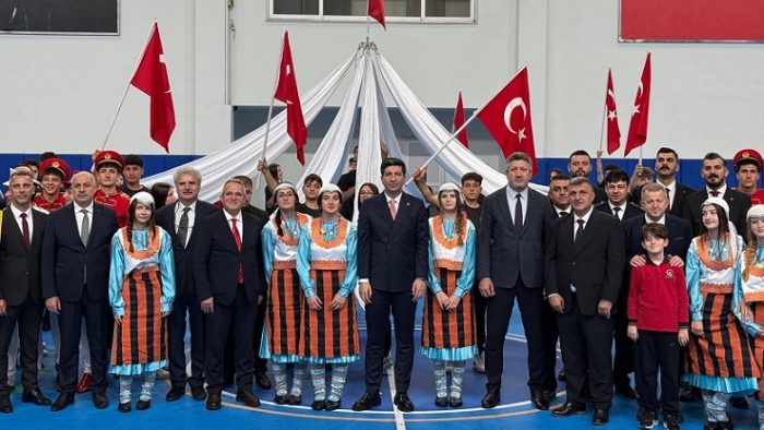 Güneysu’da Cumhuriyet Bayramı Coşkusu: 103. Yıl Gururla Kutlandı